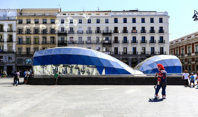 Puerta del Sol commuter train station and Chucky | Madrid